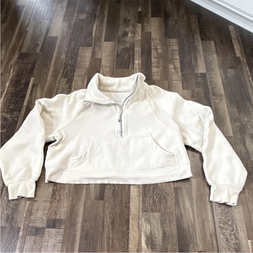 Lululemon Cream Half-Zip Cropped Scuba Sweatshirt